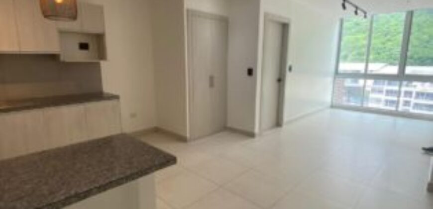 En Alquiler Departamento de 2 Dorm. en 100 Olivos Parc, Increible Vista Panoramica