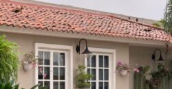 Preciosa Casa de 4 Dorm. en Venta o Alquiler con Hermosa Vista Al Rio en La Puntilla