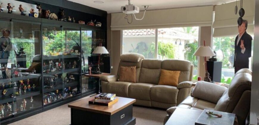 Preciosa Casa de 4 Dorm. en Venta o Alquiler con Hermosa Vista Al Rio en La Puntilla