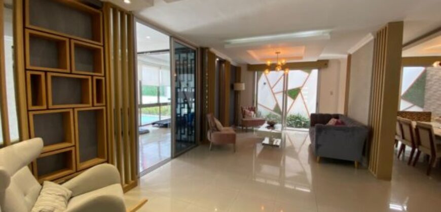 Hermosa Casa de 4 Dorm. en Alquiler en Vía a La Costa, Urbanización Belo Horizonte