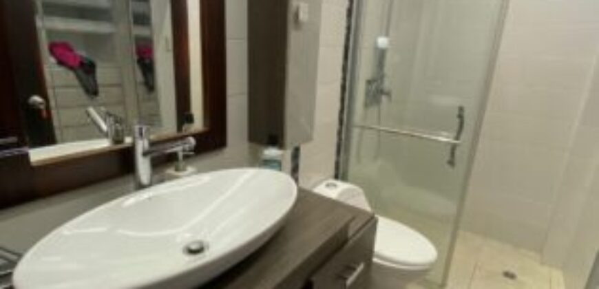 Hermosa Casa de 4 Dorm. en Alquiler en Vía a La Costa, Urbanización Belo Horizonte