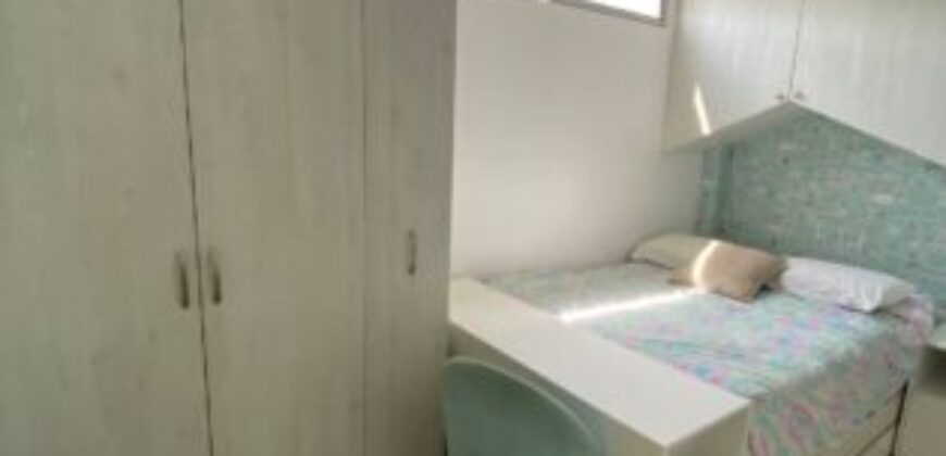 Hermosa Casa de 4 Dorm. en Alquiler en Vía a La Costa, Urbanización Belo Horizonte