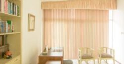 Amplia Casa de 5 Dorm. en Venta en Los Ceibos, Ubicacion Estrategica