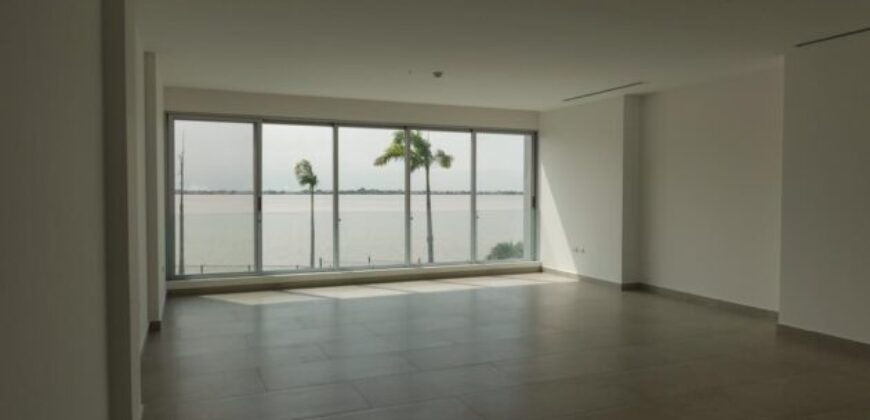 En Venta o Alquiler Espectacular Departamento de 3 Dorm, Acabados de Lujo, Vista Privilegiada Al Rio