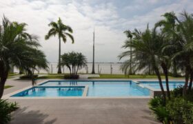 En Venta o Alquiler Espectacular Departamento de 3 Dorm, Acabados de Lujo, Vista Privilegiada Al Rio