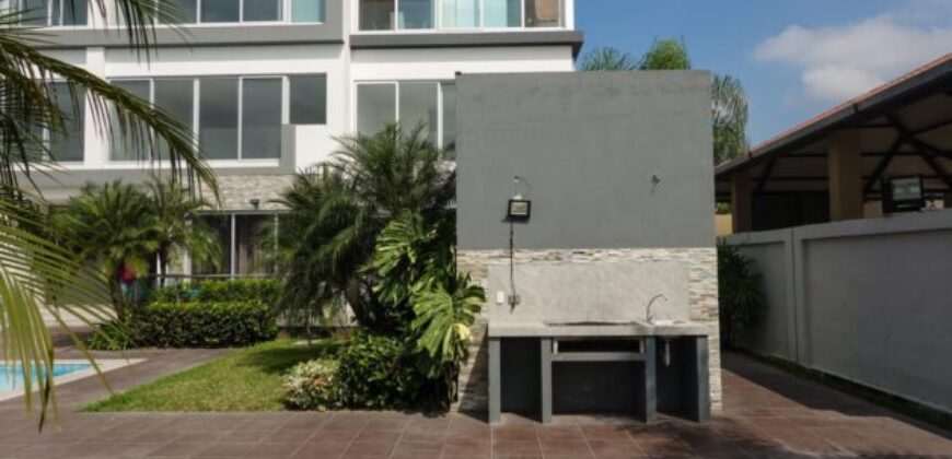 En Venta o Alquiler Espectacular Departamento de 3 Dorm, Acabados de Lujo, Vista Privilegiada Al Rio