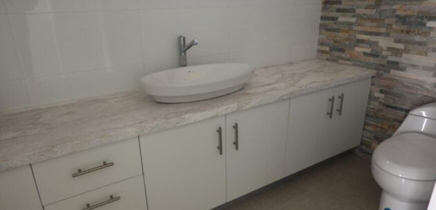 En Venta o Alquiler Espectacular Departamento de 3 Dorm, Acabados de Lujo, Vista Privilegiada Al Rio