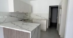 Departamento Planta Baja con Patio, 3 Dorm., en Venta en Samborondón Km 3