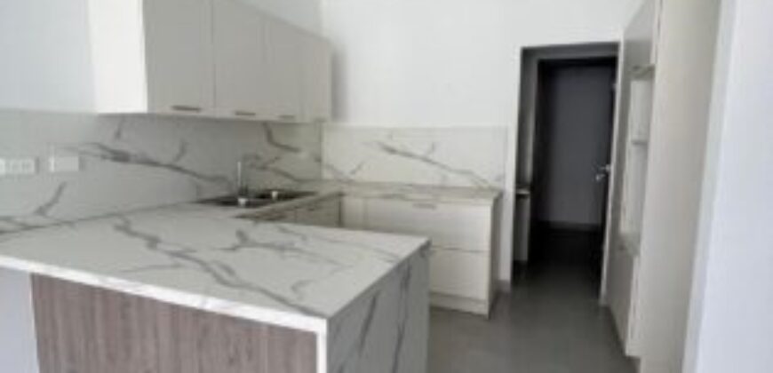 Departamento Planta Baja con Patio, 3 Dorm., en Venta en Samborondón Km 3