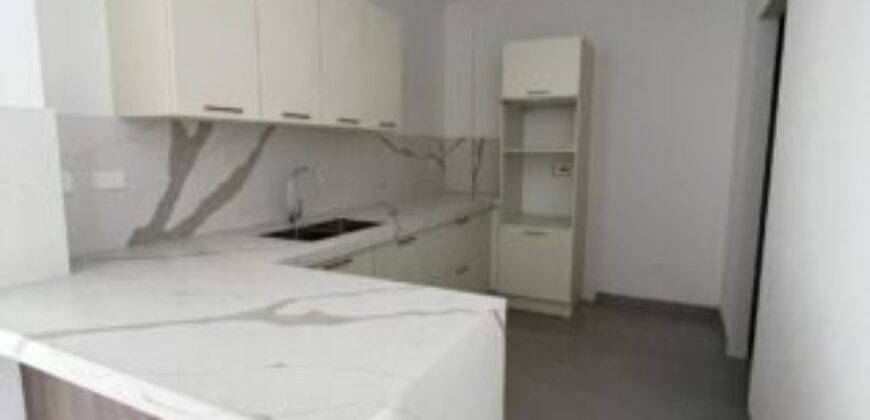 Departamento Planta Baja con Patio, 3 Dorm., en Venta en Samborondón Km 3