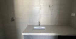 Departamento Planta Baja con Patio, 3 Dorm., en Venta en Samborondón Km 3