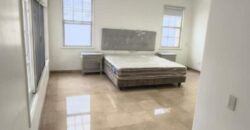 En Alquiler Casa Remodelada de 500 m² con 4 Habitaciones en Samborondón, La Puntilla