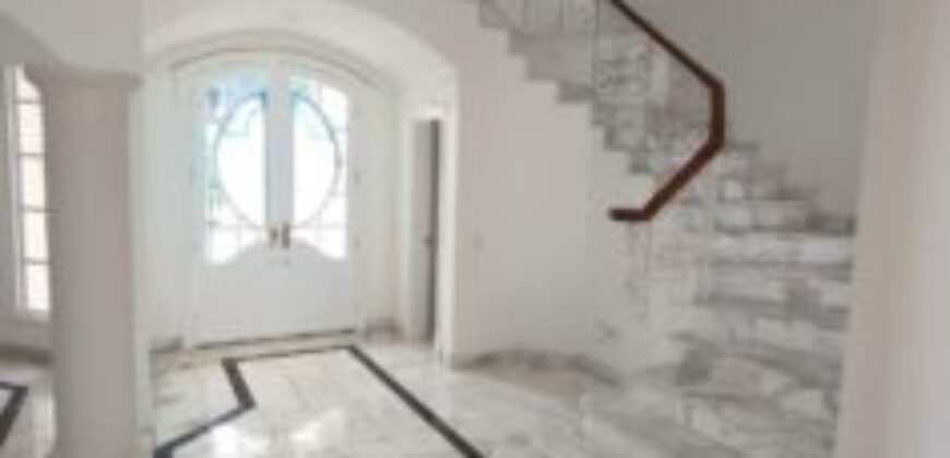 En Alquiler Casa Remodelada de 500 m² con 4 Habitaciones en Samborondón, La Puntilla