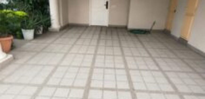 En Alquiler Casa Remodelada de 500 m² con 4 Habitaciones en Samborondón, La Puntilla