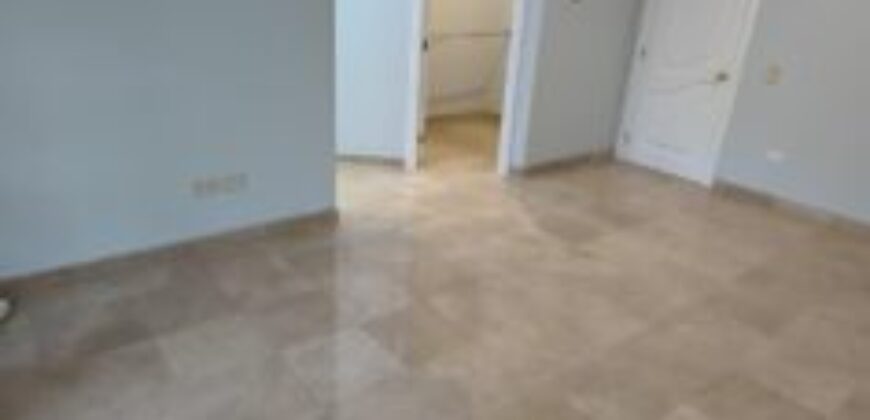En Alquiler Casa Remodelada de 500 m² con 4 Habitaciones en Samborondón, La Puntilla