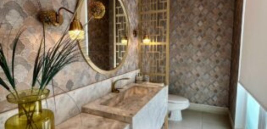 Exclusiva y Elegante Casa 4 Dorm. en Venta en Samborondón, Lagos de Batan