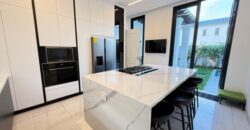 En Venta Casa de Lujo en Aires de Batán, Samborondon