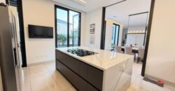 En Venta Casa de Lujo en Aires de Batán, Samborondon