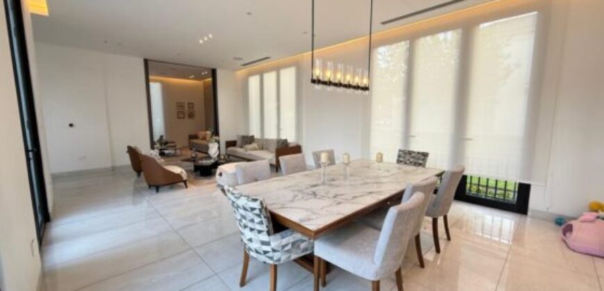 En Venta Casa de Lujo en Aires de Batán, Samborondon