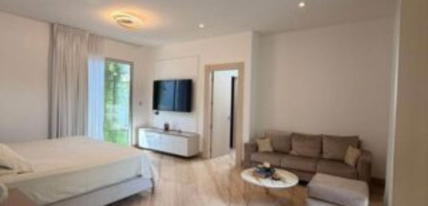 Moderna Casa de Una Sola Planta, 3 Dorm y Acabados de Lujo, en Venta en Samborondón