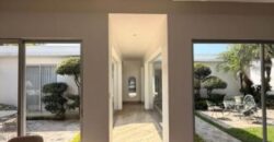 Moderna Casa de Una Sola Planta, 3 Dorm y Acabados de Lujo, en Venta en Samborondón