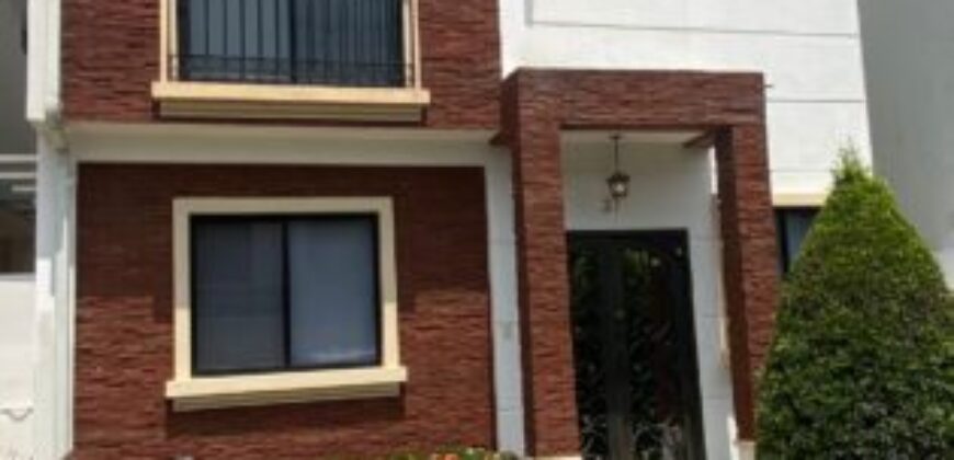 Oportunidad Casa Napoli de Venta