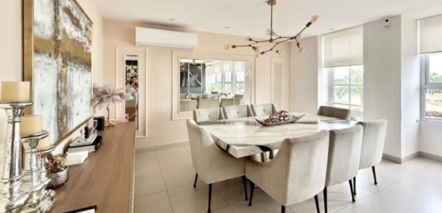 Precioso Departamento de 3 Dorm, en Venta en Isla Mocoli, Súper Cómodo y Completo con Vista Al Lago
