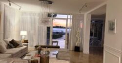 Hermosa Casa de 5 Dorm. Remodelada en La Puntilla Vista Al Río