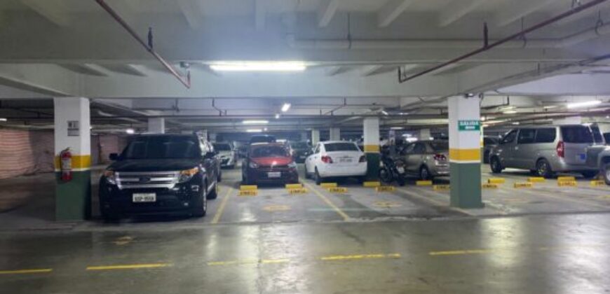 Suite de Lujo en Edificio Agora Frente a Mall del Sol