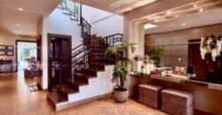Hermosa Casa en Venta, Impecable Ubicada en El Km 8 de La Vía Samborondon