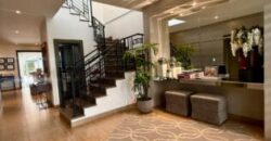 Hermosa Casa en Venta, Impecable Ubicada en El Km 8 de La Vía Samborondon