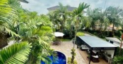 Hermosa Casa en Venta, Impecable Ubicada en El Km 8 de La Vía Samborondon