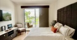 Hermosa Casa en Venta, Impecable Ubicada en El Km 8 de La Vía Samborondon