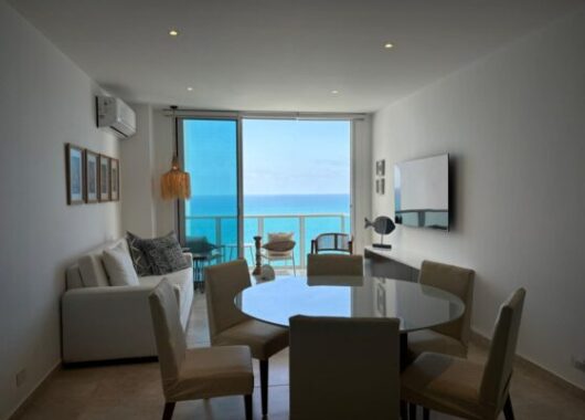 Departamento de 3 Dorm con Vista Al Mar, Full Amoblado en Alquiler, Punta Blanca