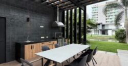 Preciosa E Impecable Casa de 5 Dorm, al Lago en Venta en Isla Mocoli