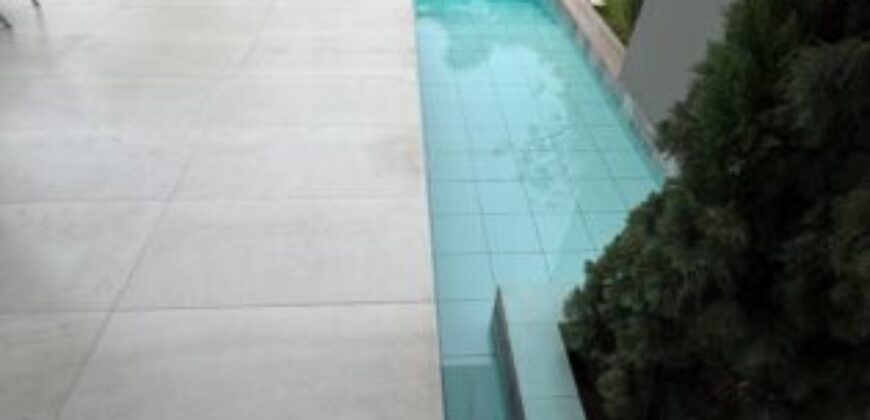 Preciosa E Impecable Casa de 5 Dorm, al Lago en Venta en Isla Mocoli