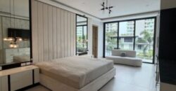 Preciosa E Impecable Casa de 5 Dorm, al Lago en Venta en Isla Mocoli