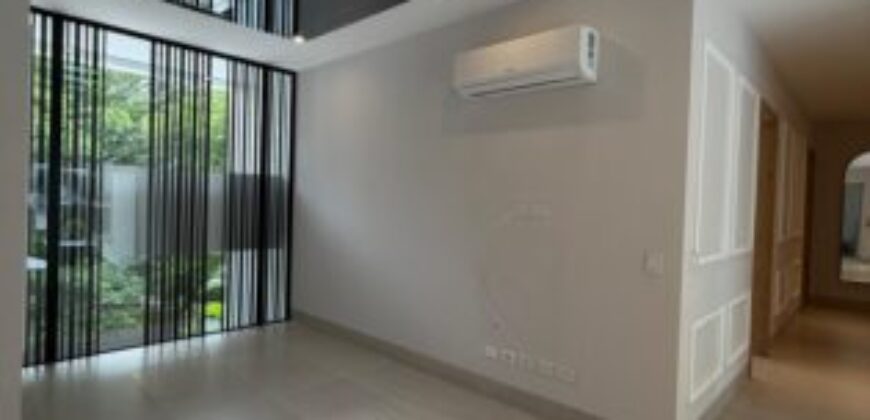 Preciosa E Impecable Casa de 5 Dorm, al Lago en Venta en Isla Mocoli