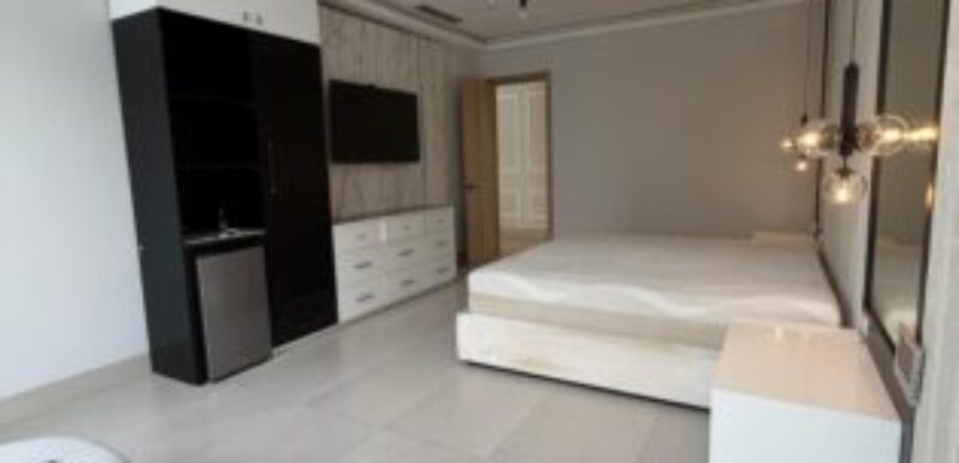 Preciosa E Impecable Casa de 5 Dorm, al Lago en Venta en Isla Mocoli