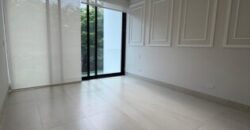 Preciosa E Impecable Casa de 5 Dorm, al Lago en Venta en Isla Mocoli