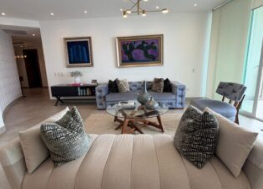 Impecable Departamento de 3 Dorm, con Vista Al Río en Venta, Blue Bay, Isla Mocoli