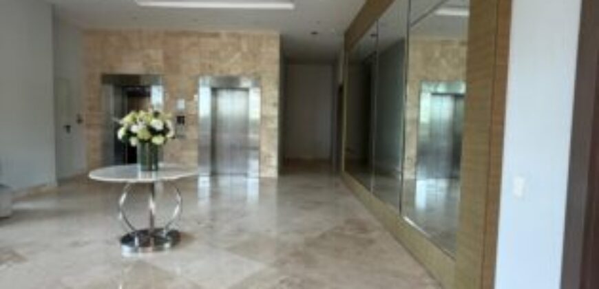 Impecable Departamento de 3 Dorm, con Vista Al Río en Venta, Blue Bay, Isla Mocoli