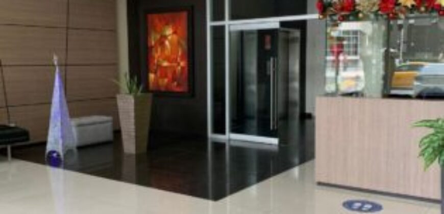 Oficina de 76 m² en Alquiler, en Parque Empresarial Colon