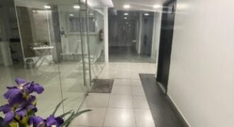 En Alquiler Oficina Amoblada en Global Center, Samborondon