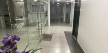 En Alquiler Oficina Amoblada en Global Center, Samborondon