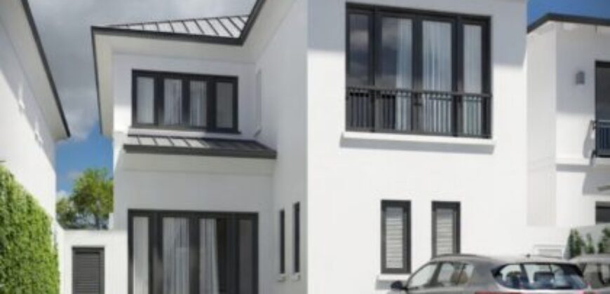 Casa de 4 Dorm. por Estrenar en Preventa – Urb. Aires Norte