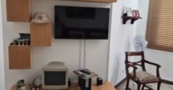 Amplia Casa de 4 Dorm., en Venta en Los Ceibos
