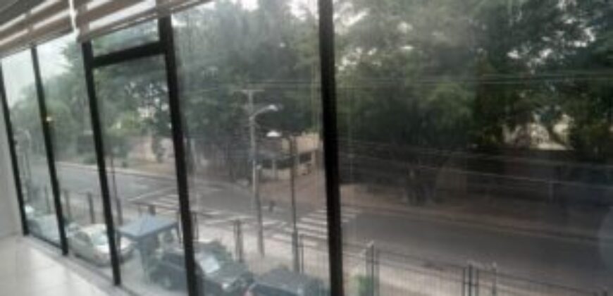 Oficina de 82 m en Alquiler Km 5 Vía a Samborondón