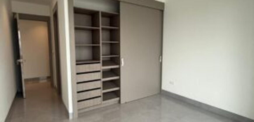 En Alquiler Departamento de 3 Dorm Vista Al Río en Urb. Manglero Two, Km 2.5 Vía Samborondón