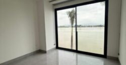 En Alquiler Departamento de 3 Dorm Vista Al Río en Urb. Manglero Two, Km 2.5 Vía Samborondón